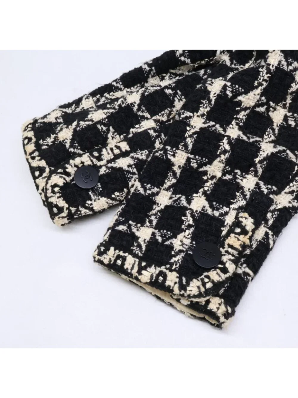 Chanel CC Logo Button Tweed Jacket 38